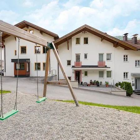 Apartment Mountain View In Near Bus Strengen