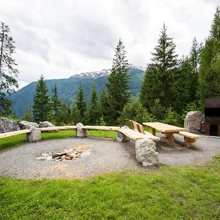 Apartment In Strengen Near Ski Slopes * Strengen