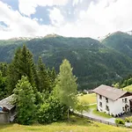 In Near Slopes Strengen